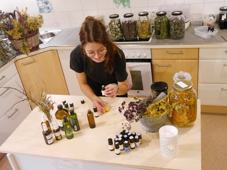 Laura Warter bei der Arbeit | © Sarah Eder 